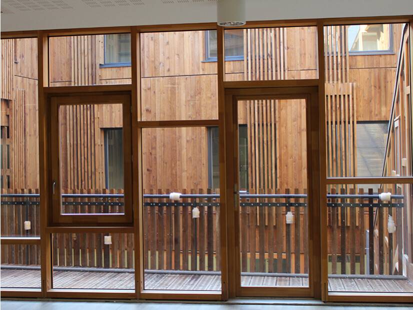 Bourneuf mur rideau Bois-Ecole de Vélizy pare flamme vue intérieure porte et fenêtre