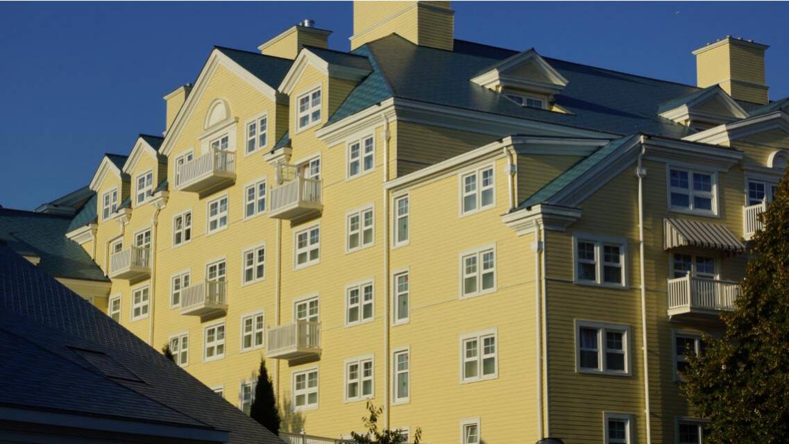 pose de menuiserie hôtel Disney