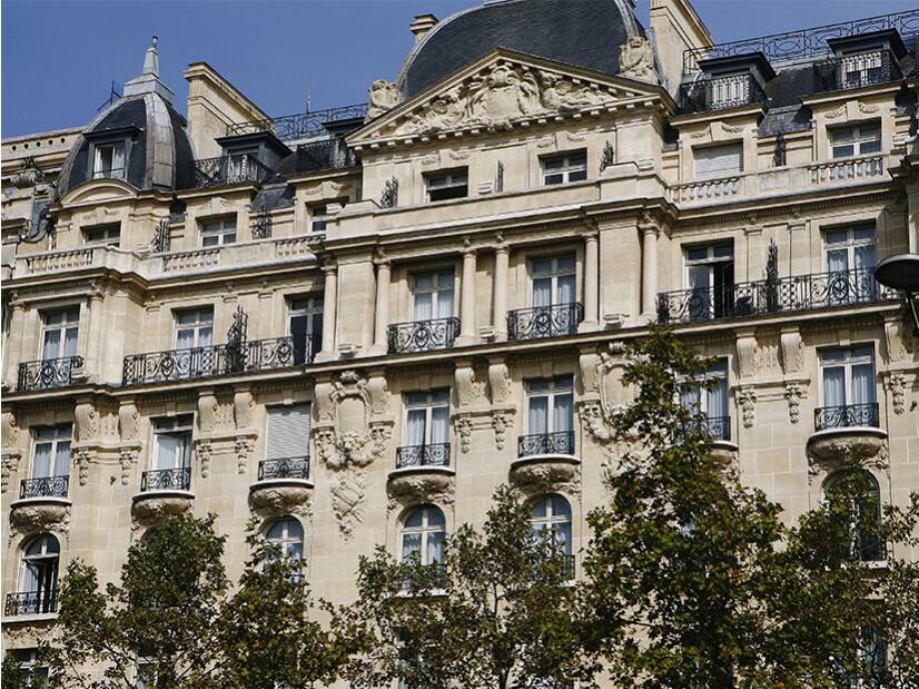 fenêtre haut de gamme mouton gueule loup bâtiment Haussmann hôtel Claridge