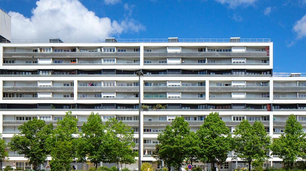 Fabrication et fourniture de menuiseries pour l'immeuble