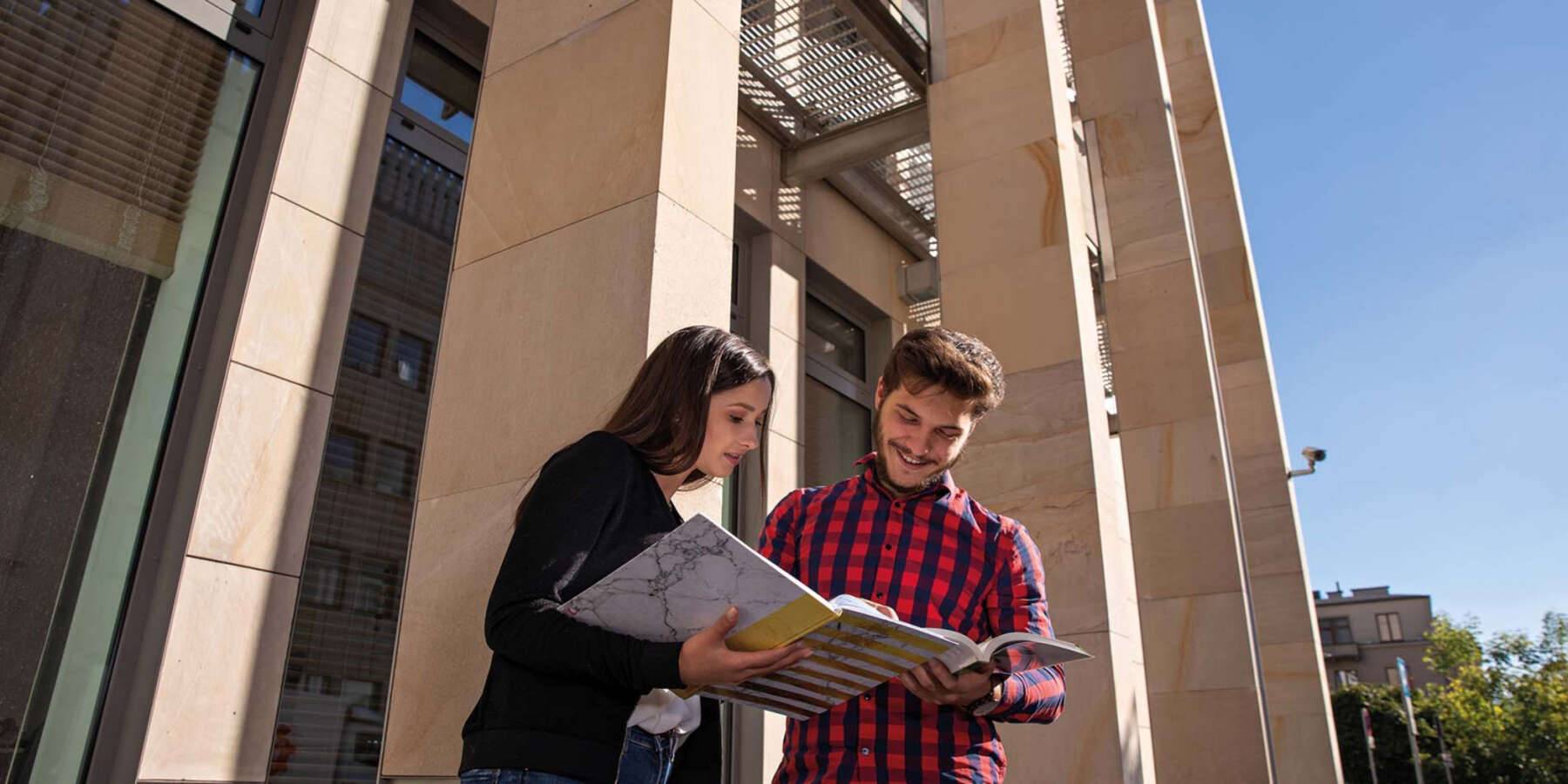 Changer les fenêtres de sa copropriété à Paris : pourquoi et comment s’y prendre ? 