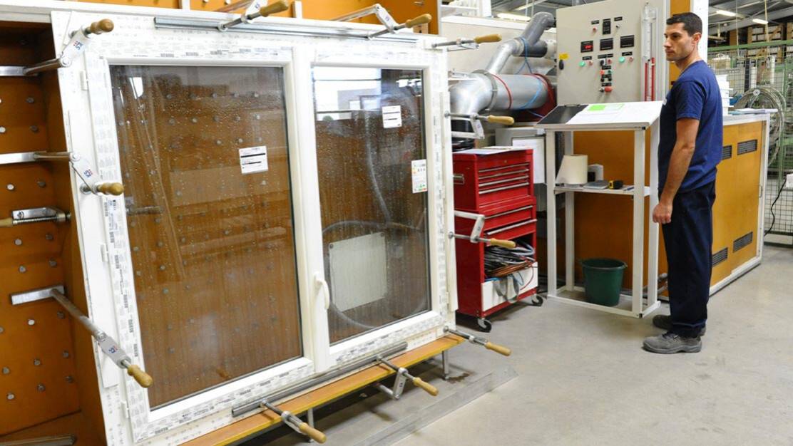 test fenetre PVC Loire 42.jpg test fenetre PVC Loire 42.jpg