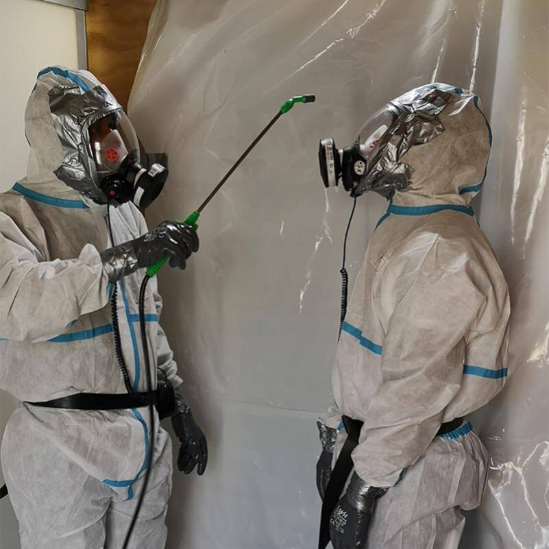Décontamination tenue de désamiantage et déplombage