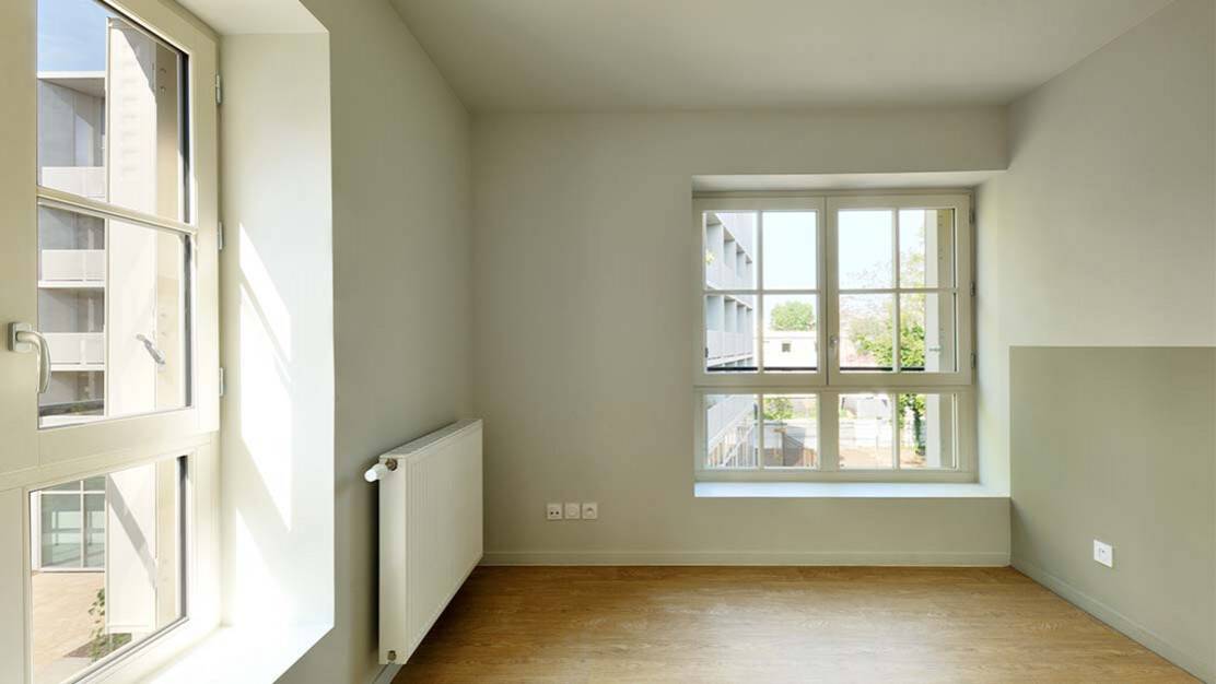 molenat renovation bois villeurbanne ephad vue interieure fenetre avec allege hotel particulier