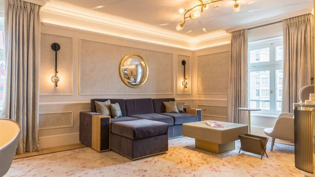 rénovation des menuiseries Salon intérieur mandarin oriental