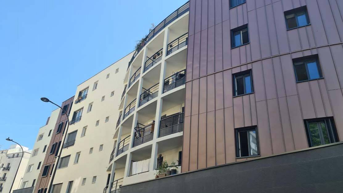 vue facade rue habitat social paris renovation energetique logement seuil pmr precadre alu