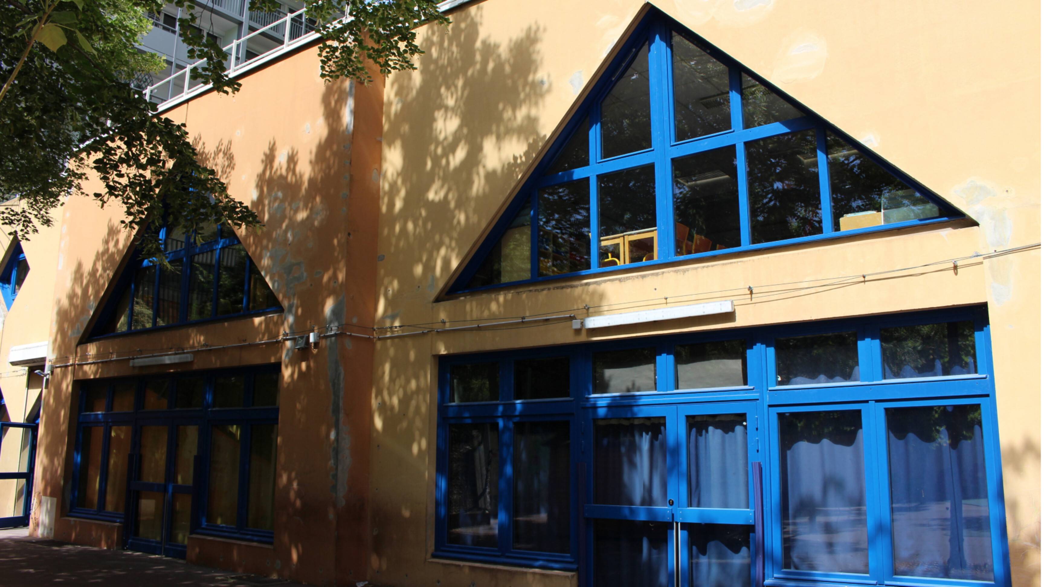 école dunois menuiserie de forme cour intérieure