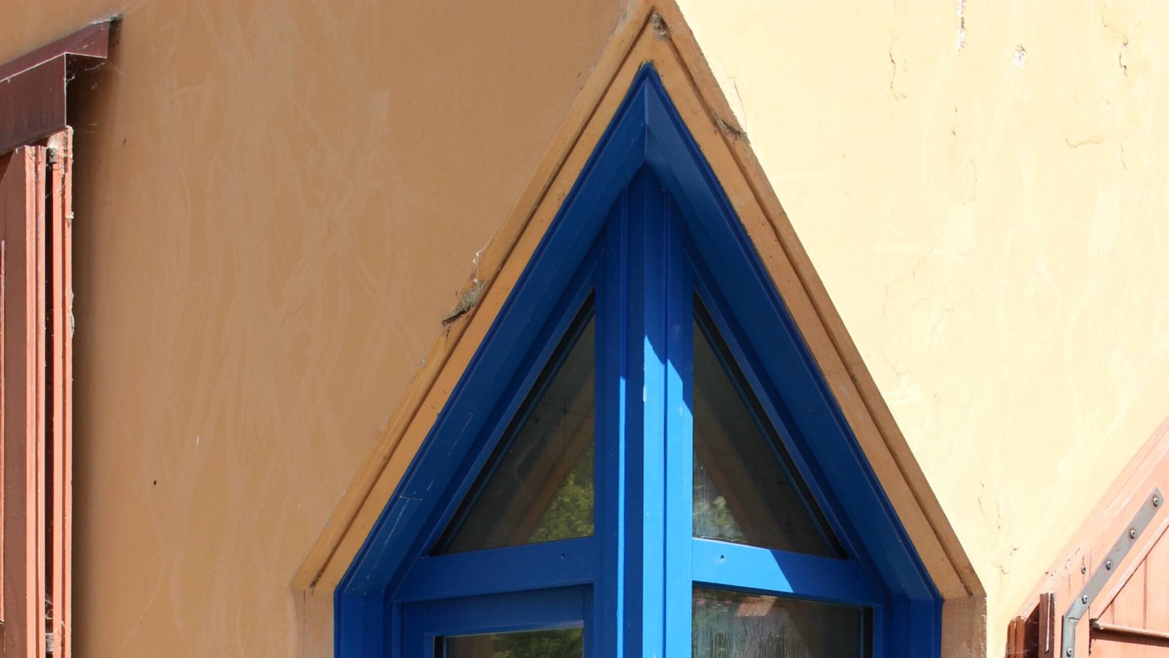 menuiseries de forme menuiserie a angle droit