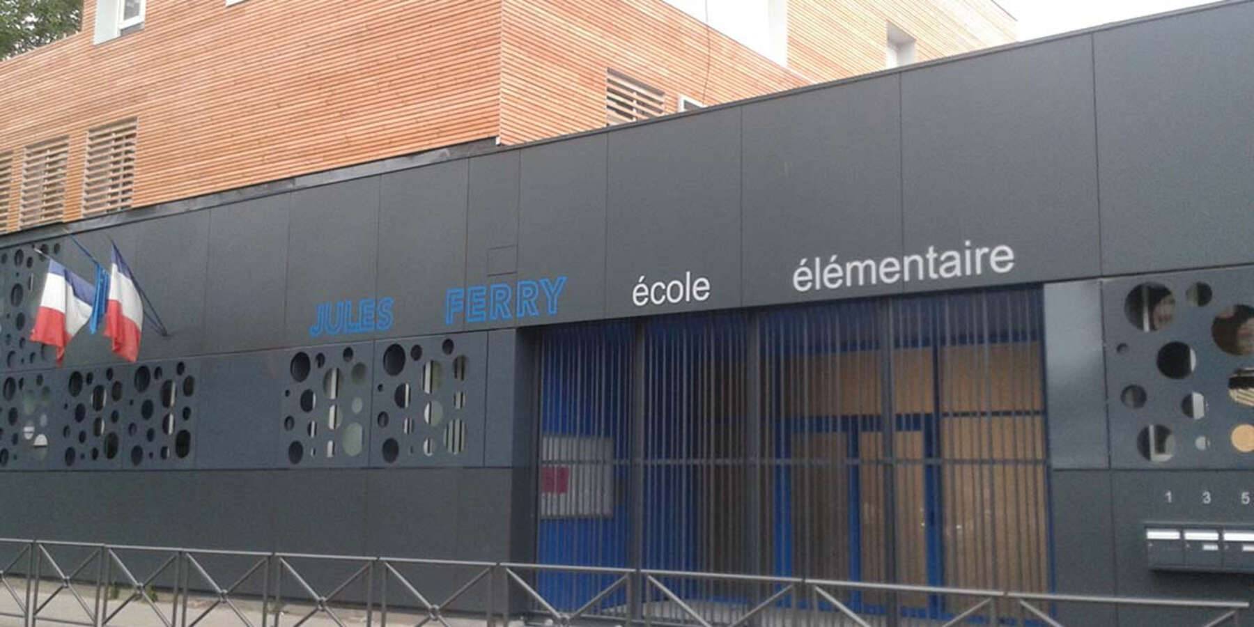 La rénovation en milieu scolaire : une co-construction La rénovation en milieu scolaire : une co-construction