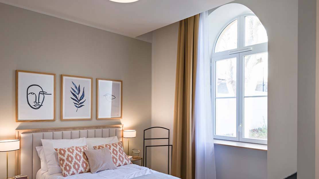 palazzo prado vue chambre interieur menuiserie cintre.jpg palazzo prado vue chambre interieur menuiserie cintre.jpg