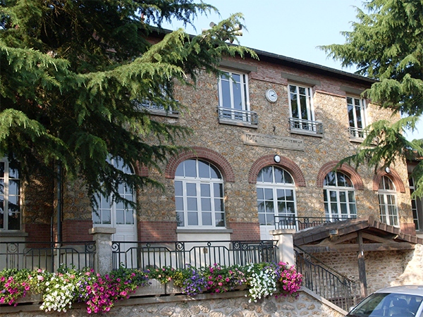 renovation menuiserie ecole malakoff.png