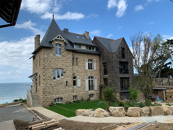 rénovation menuiseries villa normandie.png