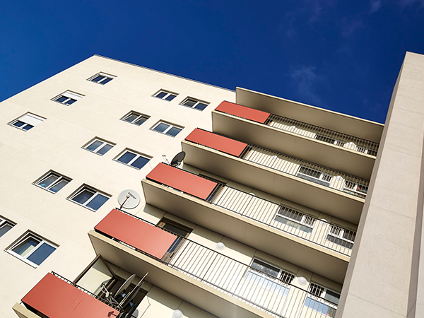 garde corps barreaudage vertical aluminium butant et insert panneaux plein renolit.png garde corps barreaudage vertical aluminium butant et insert panneaux plein renolit.png