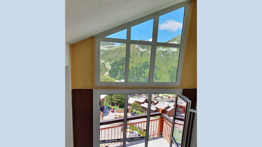 vitrage bioclean menuiserie trapèze rénovation fenêtre station de ski montagne.jpg vitrage bioclean menuiserie trapèze rénovation fenêtre station de ski montagne.jpg