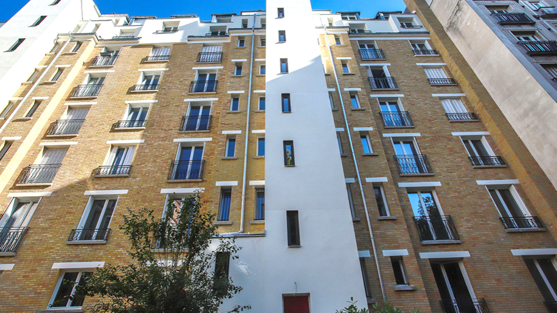 fabricant fenetre chantier Paris immeuble classé.png