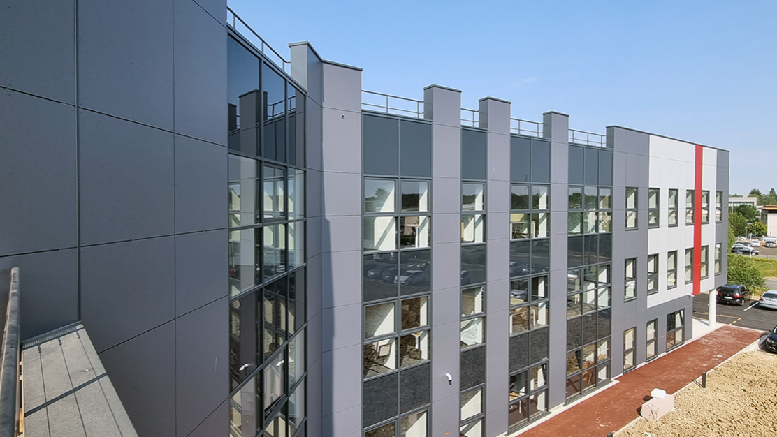 menuisier poseur chassis désenfumage.png