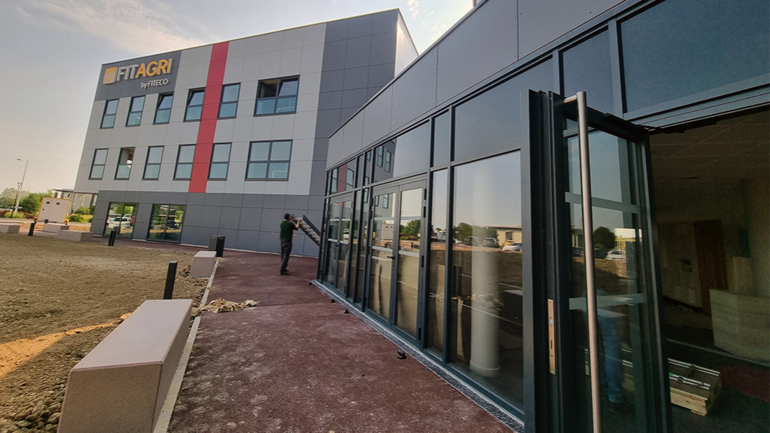 menuisier poseur portes automatiques.png