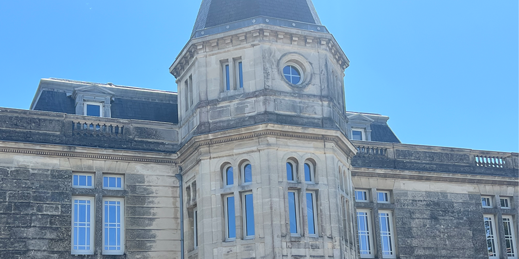 De l'aluminium dans un château du Bordelais