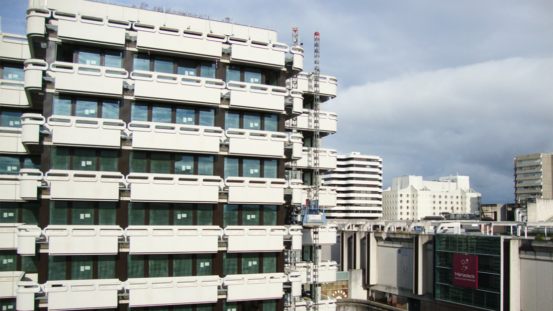 tours mériadeck allianz réhabilitation menuiseries aluminium.png