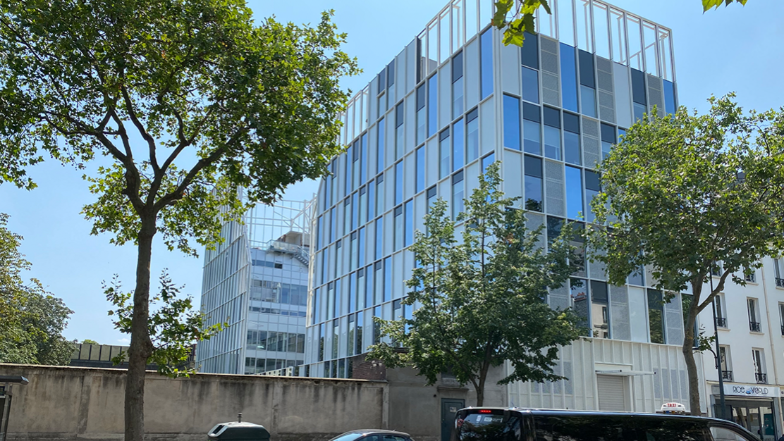 chantier façade pose mur rideaux paris prestataire bureaux.png