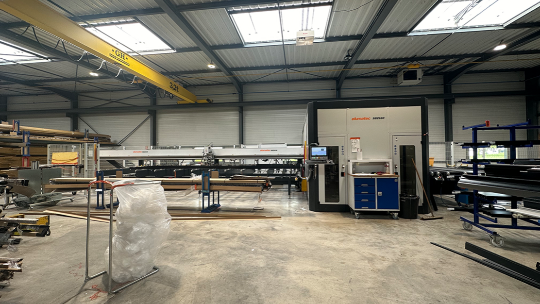 production france 2000 centyre usinage alu murs rideaux fenetres.png production france 2000 centyre usinage alu murs rideaux fenetres.png