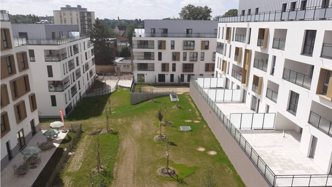 la_courtille_residhome_lorebat_chantier_fenêtre_résidence_étudiante_appartement_meublé_étudiant.jpg la_courtille_residhome_lorebat_chantier_fenêtre_résidence_étudiante_appartement_meublé_étudiant.jpg