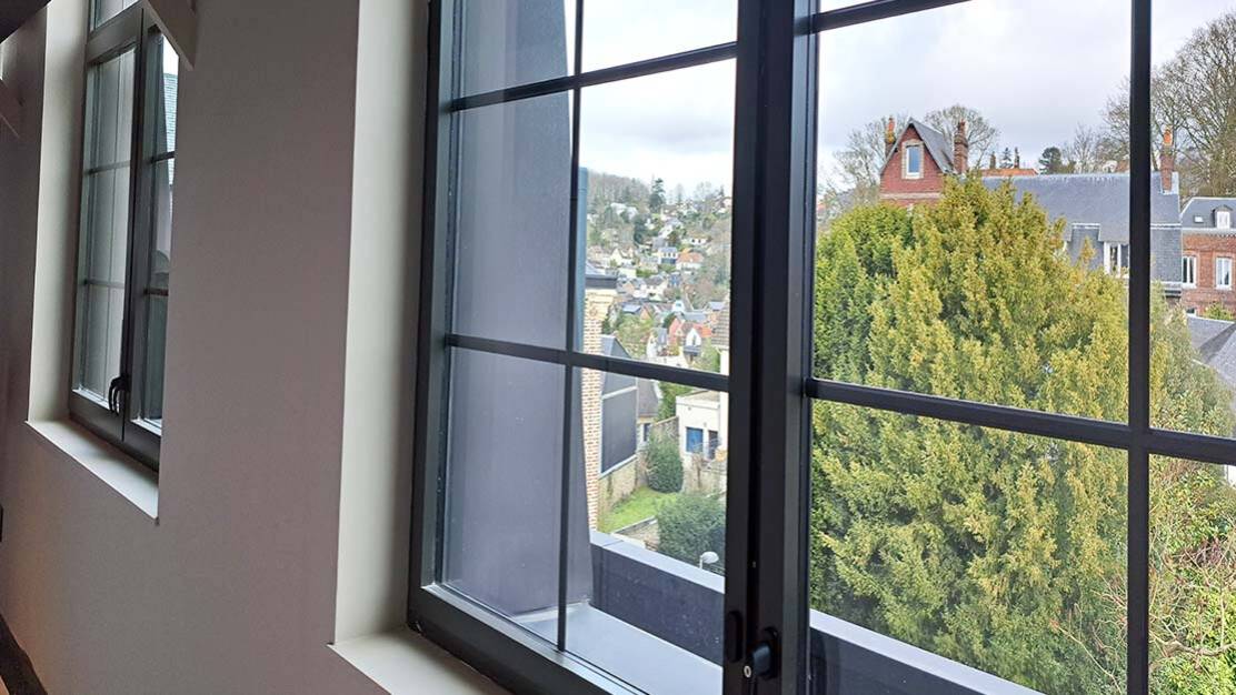 hotel 4 étoiles rouen rénovation bidault architecte remplacement fenêtres alu.jpg