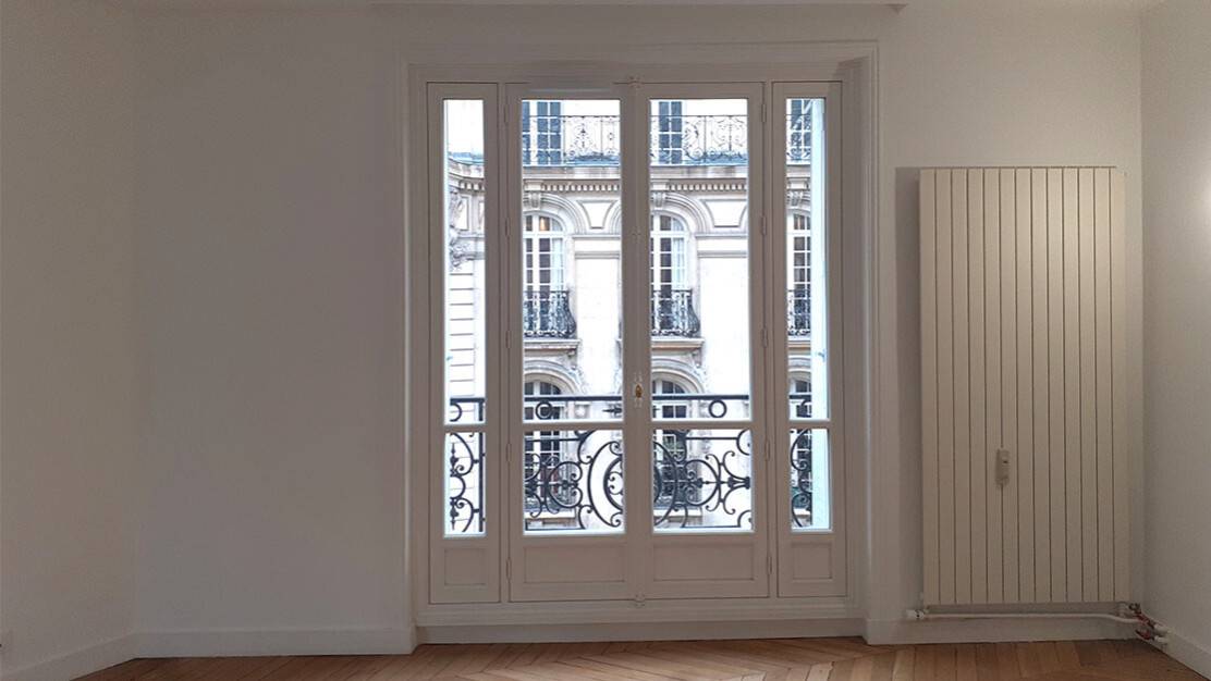rénovation fenêtres immeuble haussmannien paris.jpg rénovation fenêtres immeuble haussmannien paris.jpg