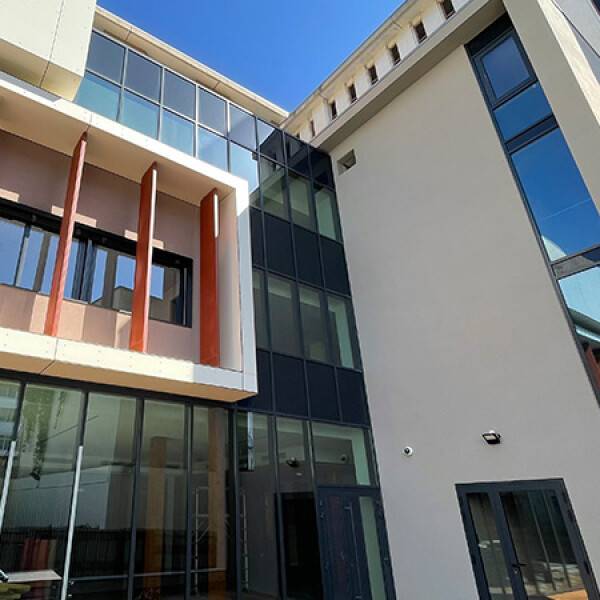 rénovation énergétique préfecture saint sebastien.jpg