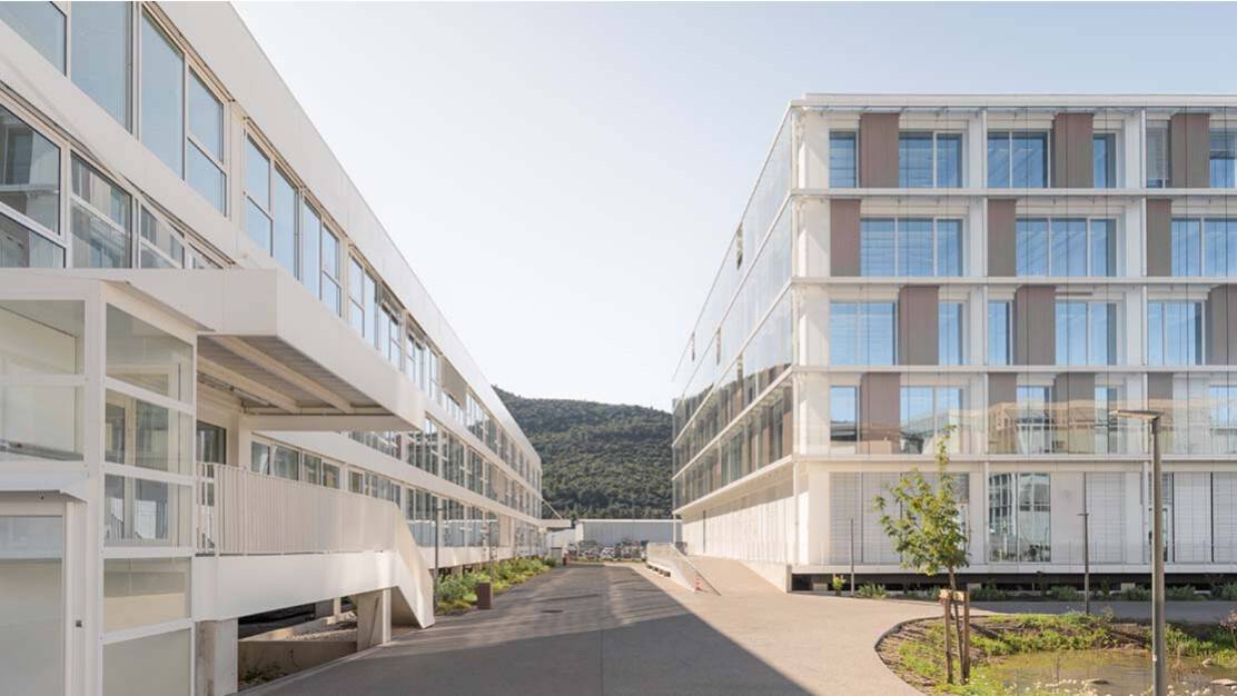 étude conception batiment bureau neuf marseille murs rideaux aluminium.jpg