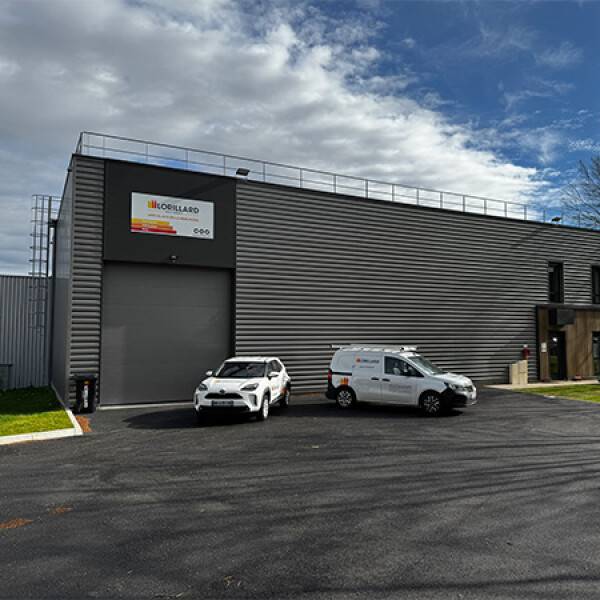 lorillard batiment inauguration agence venissieux.jpg