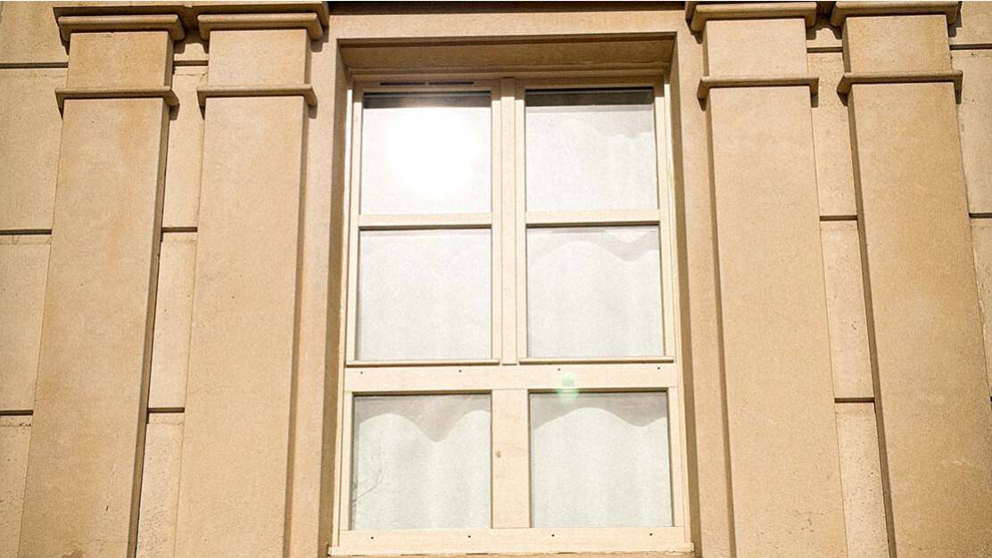 restauration fenêtres bois occitanie.jpg