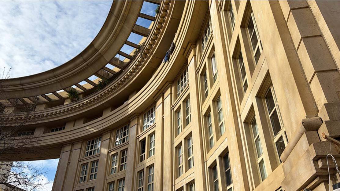 remplacement fenêtres à l’identique bâtiment classé montpellier.jpg