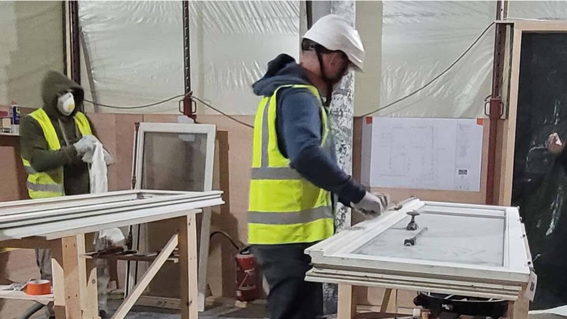 rénovation fenêtre vitrage sous vide Paris immeuble classé haussmann.jpg
