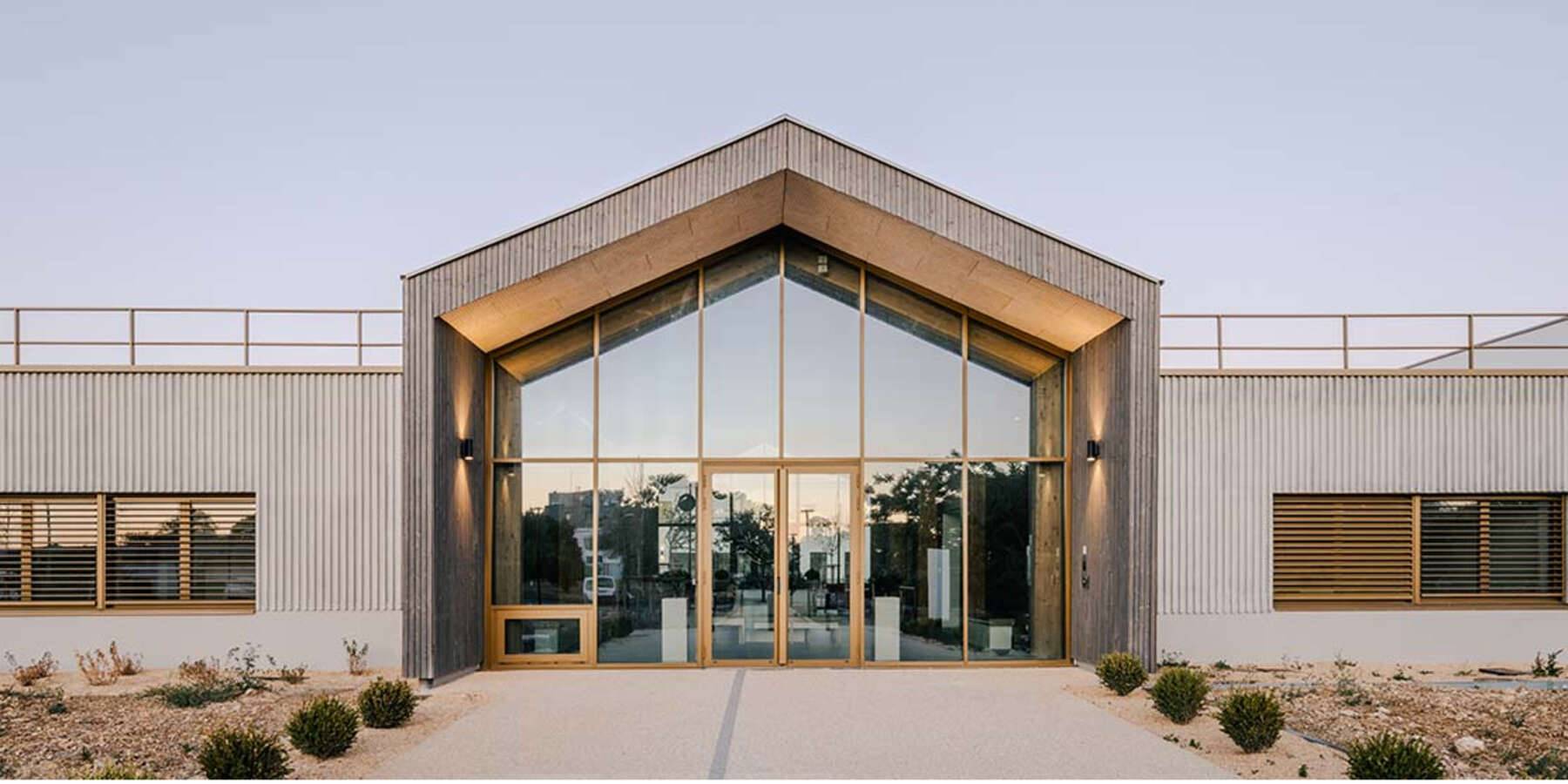 Maison d’Accueil Spécialisée à La Rochelle : des menuiseries aluminium au service du soin